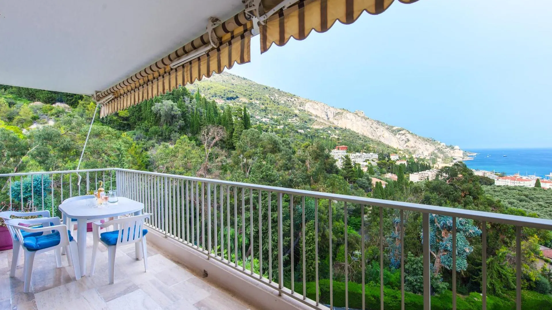 Le Mirador, Vue Mer, Piscine, Terrasse Menton 0*,  France